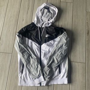 Nike Sportswear Windrunner Jacket (Size - M)